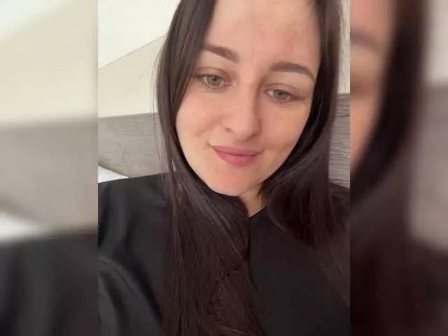Offline Viksi66 on BongaCams