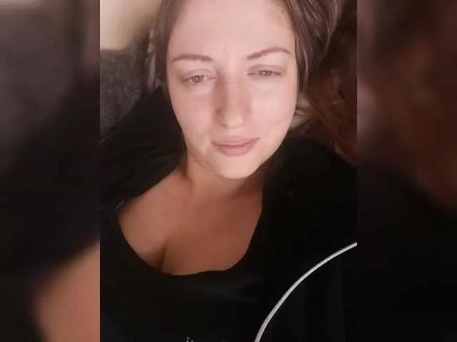 Offline Viktoria-play on BongaCams