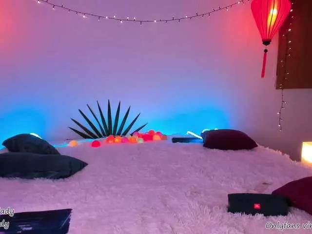 Offline virtual-lady on BongaCams