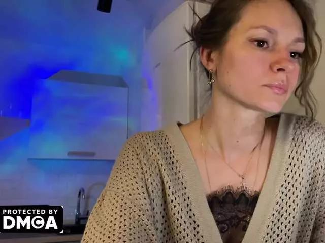 Offline Vvv-lifffe on BongaCams
