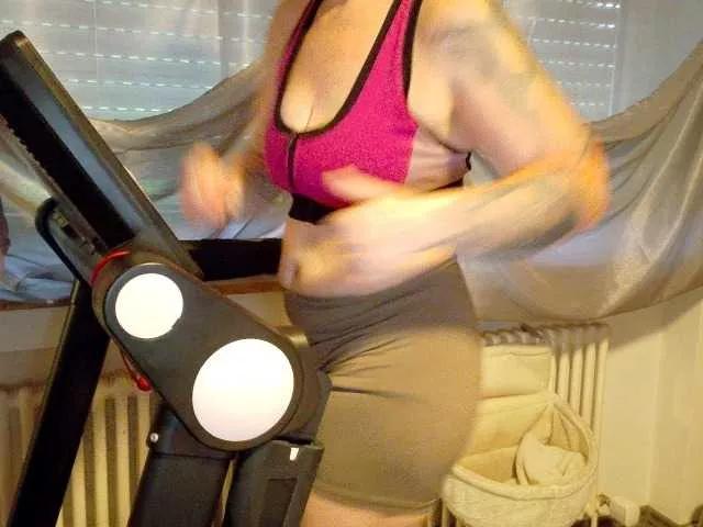 Offline Wetgerman2 on BongaCams