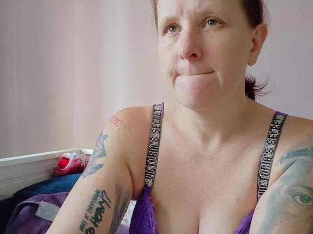 Offline Wetgerman2 on BongaCams