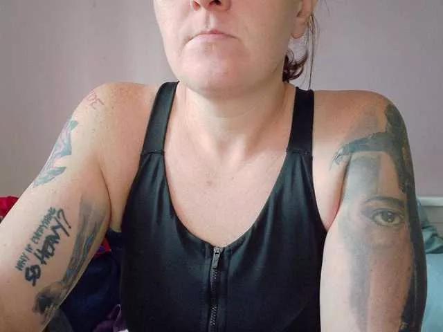 Offline Wetgerman2 on BongaCams