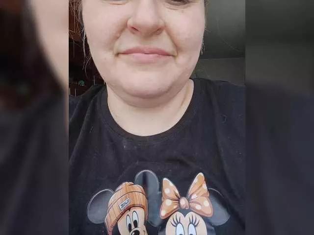 Freechat WifeyNusha on BongaCams