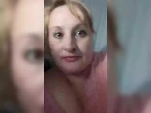 Offline XHelenaX99 on BongaCams