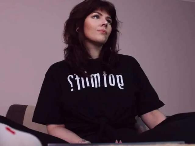 BongaCams xxxblakexxx is Freechat xxxblakexxx — when u kneel down and push tip button