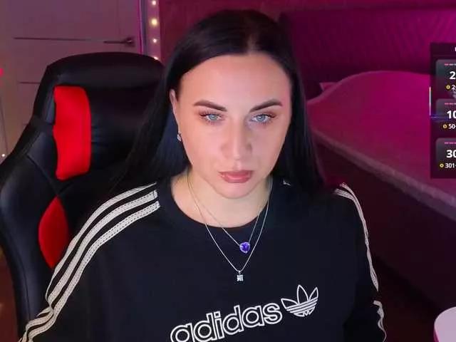Freechat YURIEVNA13 on BongaCams
