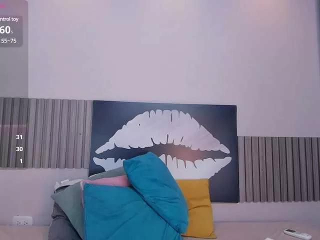 Offline Zoe-s on BongaCams