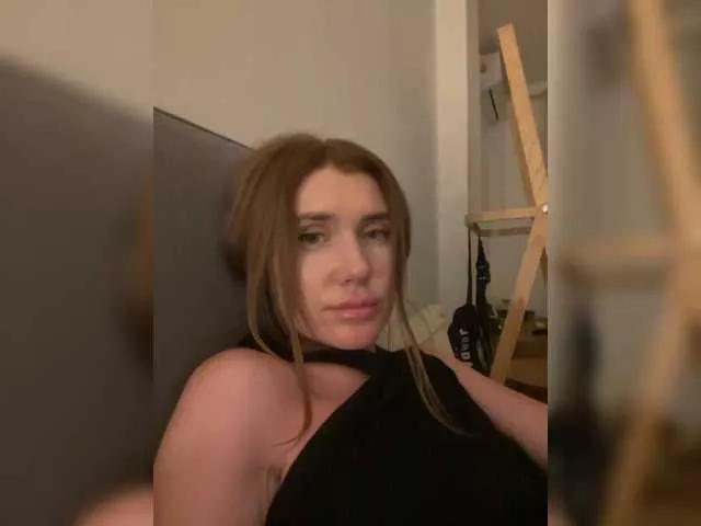 Offline ZoiKissy on BongaCams