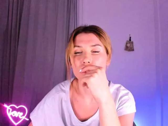 Offline ZoiKissy on BongaCams