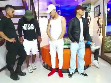 1pushman on Chaturbate