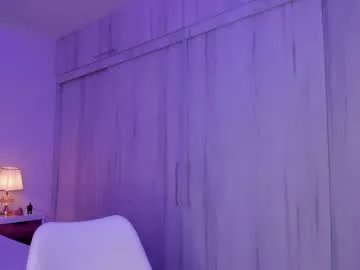 Freechat _natasha18_ on Chaturbate