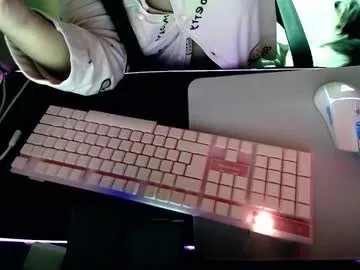 Freechat _princessnics on Chaturbate