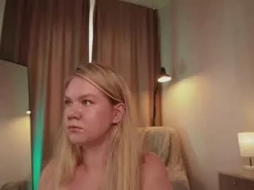 Freechat _teasecake_ on Chaturbate