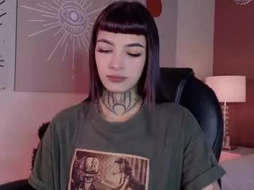 aa_lunit on Chaturbate 