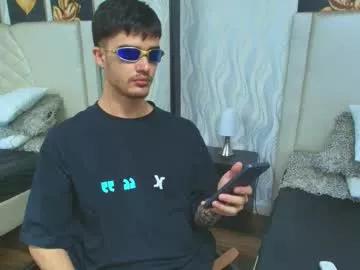 aleex_miller — GOAL: Make me CUM [499 tokens remaining] Welcome to my room! #bigcock #master #uncut #latino #dirtytalk