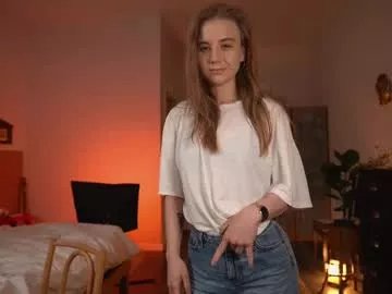 Freechat alexispeach on Chaturbate