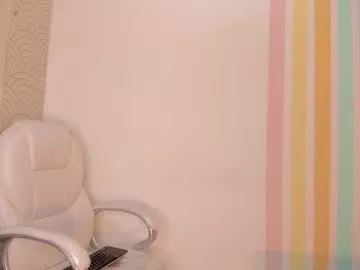 Freechat alia_peach_ on Chaturbate