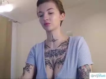 Freechat alyssa_fabulous on Chaturbate