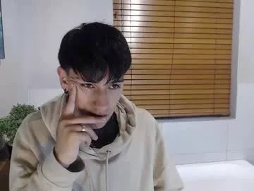 Freechat andyjoy_ on Chaturbate