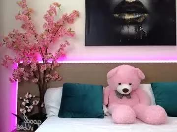 Freechat anexxblondie on Chaturbate