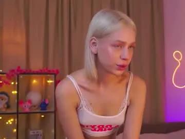 angelkissie — Goal: Lift up top and show my perfect bra |Hi guys, I'm #new, my PVT is open, welcome <3 | #cute #young #lovense #shy [0 tokens remaining]
