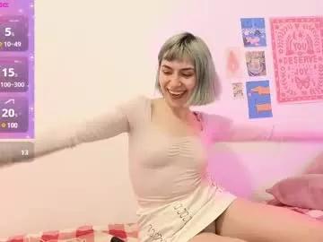 annietinky on Chaturbate 