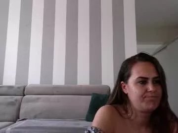 Freechat antonia1313 on Chaturbate