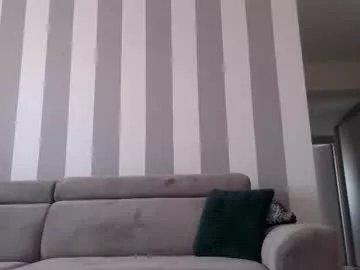 Freechat antonia1313 on Chaturbate