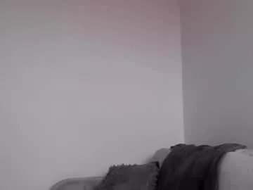 Freechat antonia1313 on Chaturbate