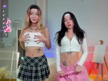 Freechat aria_muv on Chaturbate