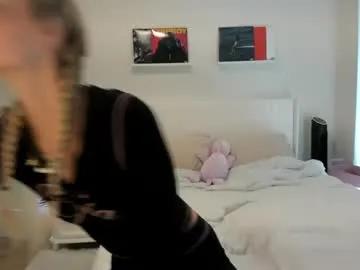 ariah_is_blonde — Freechat on Chaturbate