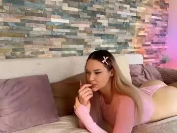 Chaturbate aurora_ast is Freechat aurora_ast — Lovense Lush on - Interactive Toy that vibrates with your Tips - Goal: Cum on Face