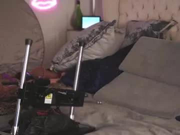 Freechat avalonnfoxx on Chaturbate