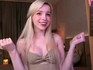 berrylush —  GOAL: Doggy pose [100]  #natural #teen #smalltits #18 #blonde