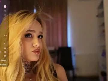 Freechat blondie_muller on Chaturbate