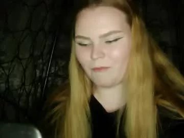 Freechat blushing_star on Chaturbate