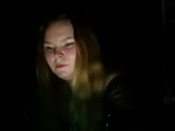 Freechat blushing_star on Chaturbate