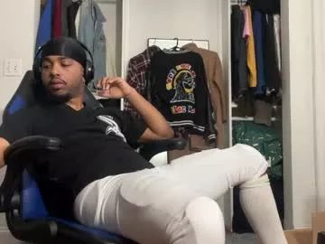 Freechat brownskinshortyy on Chaturbate