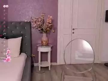 Freechat carlareys on Chaturbate