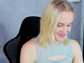 carolin_miller — GOAL: hands under a T-shirt [6 tokens remaining] Welcome to my room! #18 #new #squirt #c2c #young #smoke #ahegao #cum