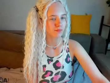Freechat casey_sweeet on Chaturbate