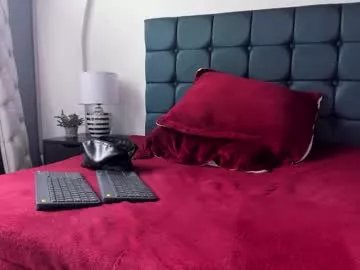 Freechat charlott_lens on Chaturbate