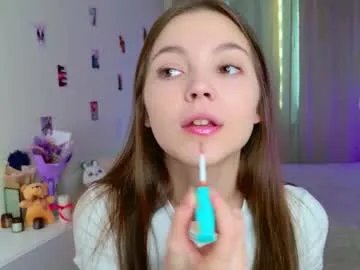 charming_bliss on Chaturbate