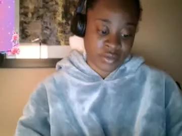 Freechat creamycherrypop on Chaturbate
