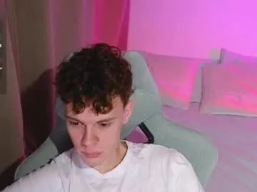 cute_thomas on Chaturbate