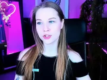 Freechat cutemousee on Chaturbate