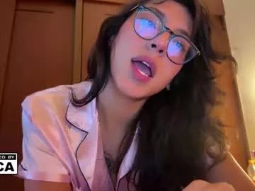 Private cutiepiemiu on Chaturbate