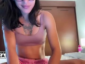 Private cutiepiemiu on Chaturbate