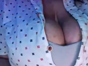 Freechat daddett on Chaturbate